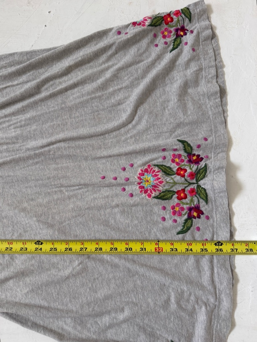 Johnny Was Y2K Retro Boho Grey Embroidered Floral Baby Doll Y2K Dress Size M - Picture 9 of 9